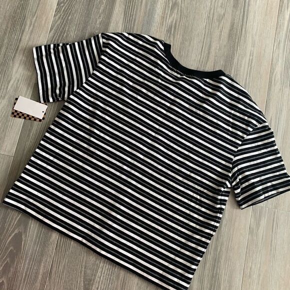 NWT Vans striped t size M - Picture 6 of 8